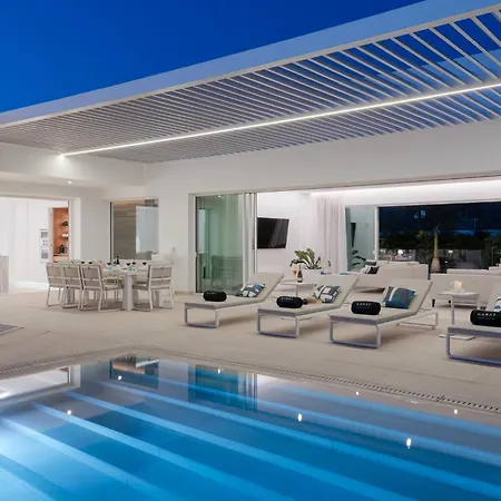 Karat Splendida Villa *