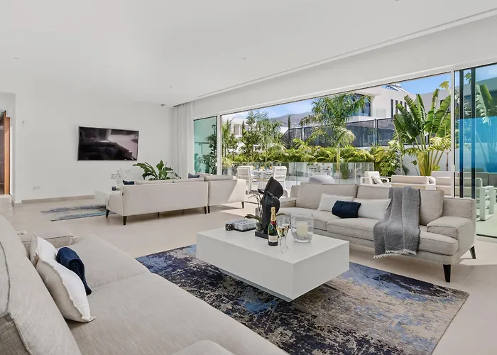 Villa Karat Splendida Playa Paraiso (Tenerife)